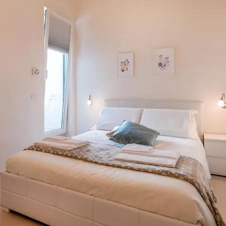 Your House Rooms 2 Polignano a Mare Exterior foto